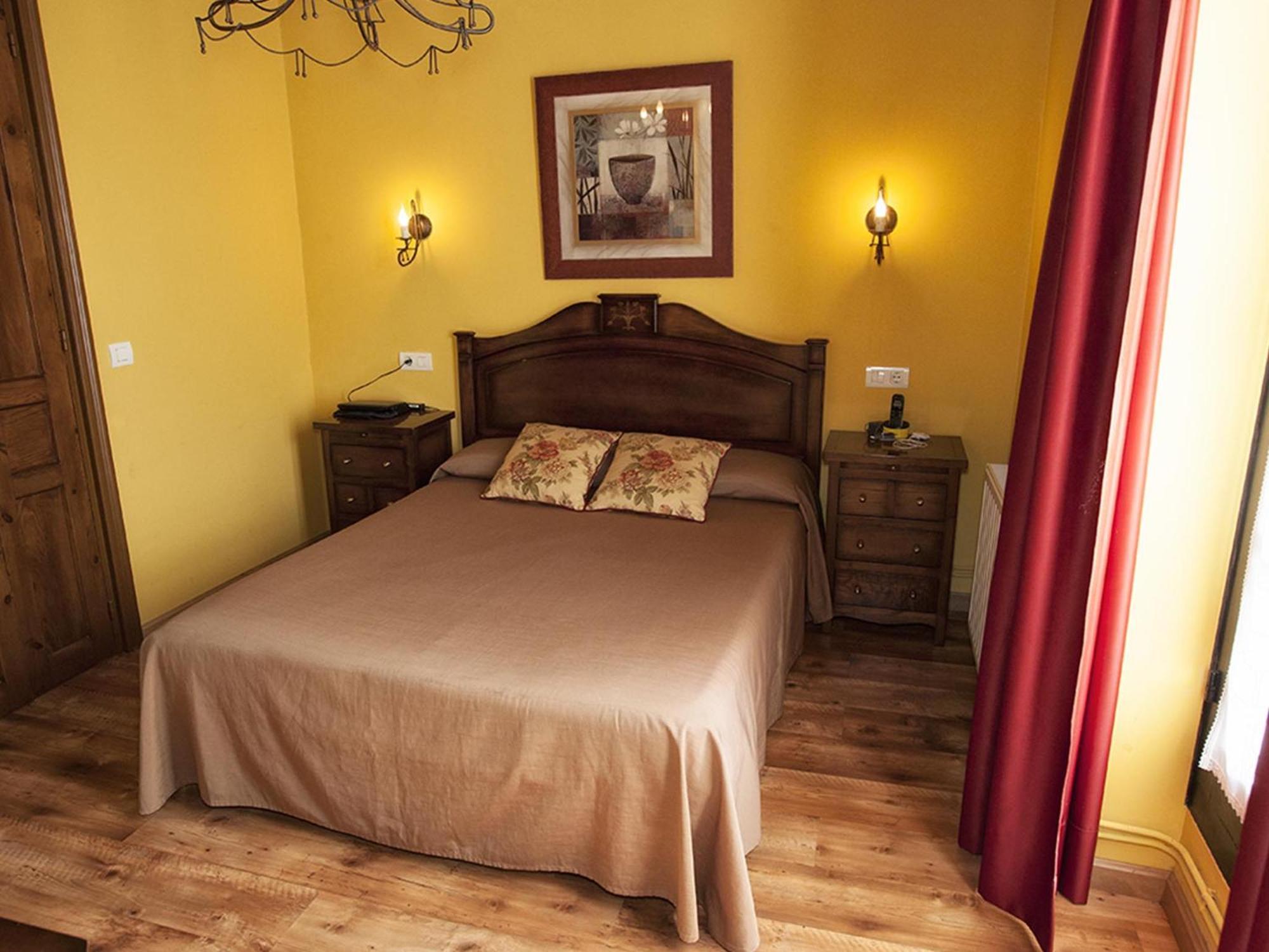 فندق La Casona De Sobrepiedra الغرفة الصورة